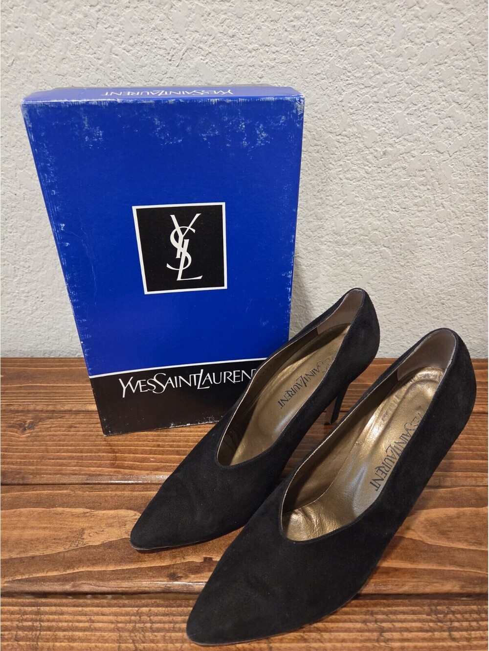 Vtg Yves Saint Laurent YSL Pumps Sz 8.5 N Black Suede Stilleto Heel Shoes READ